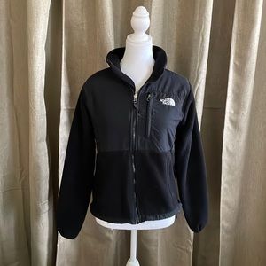 Good condition size Small North Face Womens Jacket.